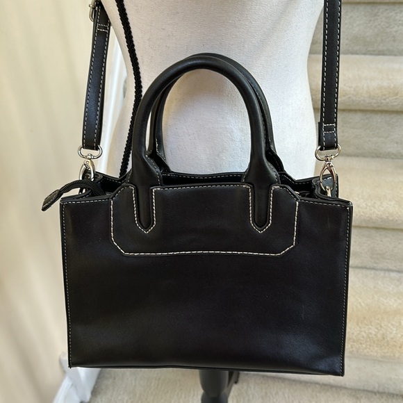 London Fog Satchel / Crossbody - Picture 10 of 17